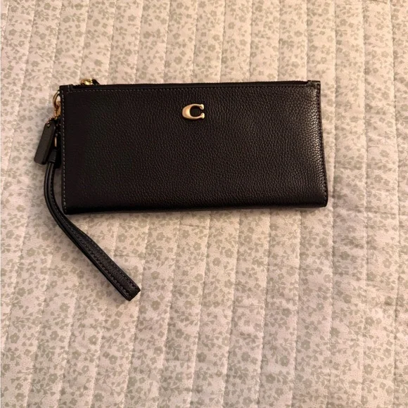 Coach Wristlet - Picture 1 of 4